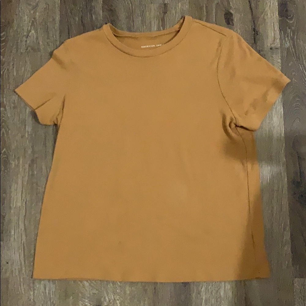Women’s American Eagle tee size L. Never worn